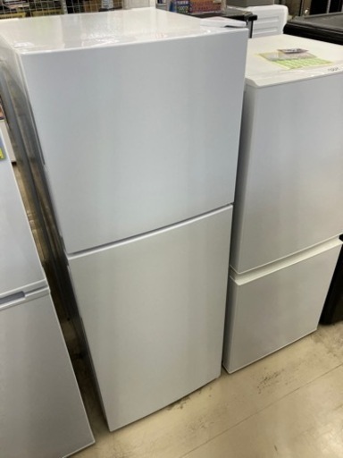 maxzen?高年式?冷蔵庫　7048