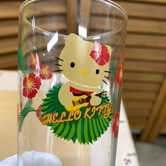 0412-107 【厨房】ハローキティ　ハワイアングラスの画像