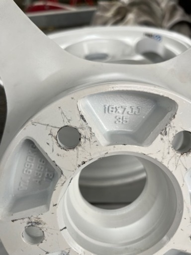 エンケイ　RP01 16インチ 7j PCD114.3+35