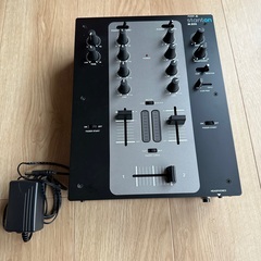 Stanton M.203 2チャンネルDJミキサーの画像