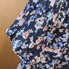 【試着のみ】Hunch 小花柄ロングワンピースの画像