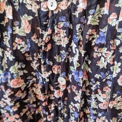 【試着のみ】Hunch 小花柄ロングワンピースの画像