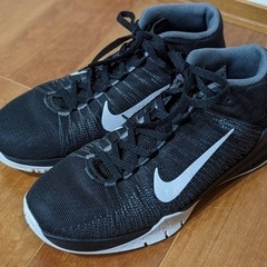 ☆NIKE ナイキ☆バスケットボールシューズ24.5cm☆美品☆...