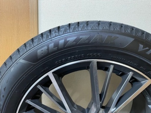 スタッドレスタイヤ、ホイール4本セット 235 55 R18 ブリヂストンVRX3