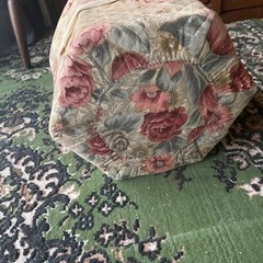 六角オットマン　スツールの画像