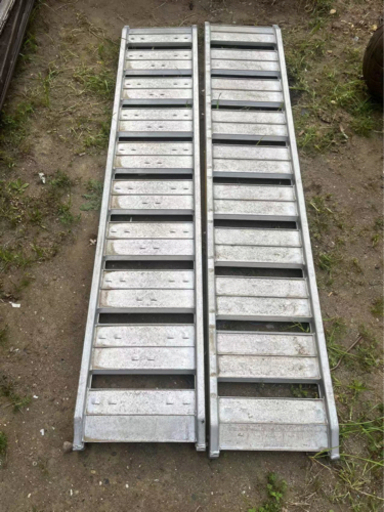 アルミブリッジ。