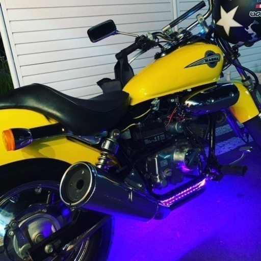 HONDA マグナ50