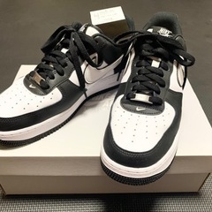 取引中【NIKE】AIR FORCE 1,07  エアフォース2...