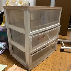 収納ケース　衣装棚