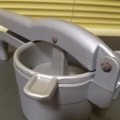 決まりました🐰手動式　絞り器具