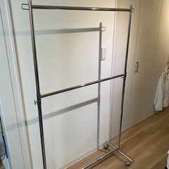 2段式ハンガーラックの画像