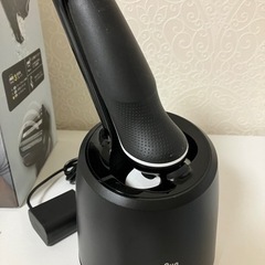 ブラウン　シェーバー　51-W7000cc  洗浄システム付の画像