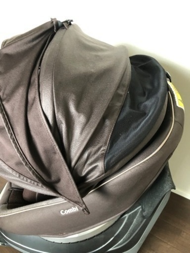 【取引中】チャイルドシート　コンビ　ISOFIX（アンパンマン滑り台サービス）