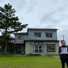 【募集を一旦、ストップしました】（家賃の相談のります！！）新潟県上越市寺町・1階の床が一部ぬけてますが…庭には立派な松の木がある2階建て一軒の物件です！！ - 上越市