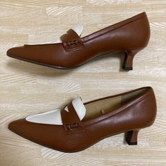 【新品】GUローファーパンプスの画像