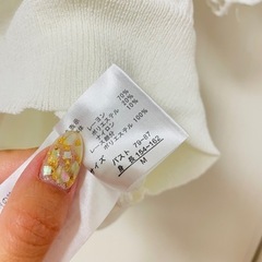 ショルダーレース ビジュー付きトップスの画像