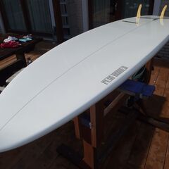 THREEWEATHER　スリーウェザー　EGG　6.6ｆ　超浮力　51L　美品　フィン　ケース付きの画像