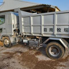 牛糞堆肥🐮(バラ積み用4トン車)3000円‼️の画像