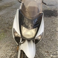 YAMAHAマジェスティ125部品取りにどうぞの画像