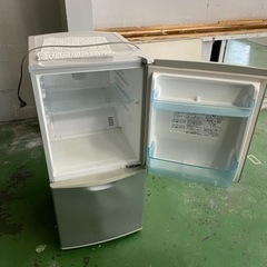 ナショナル冷蔵庫の画像