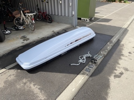 ルーフボックス