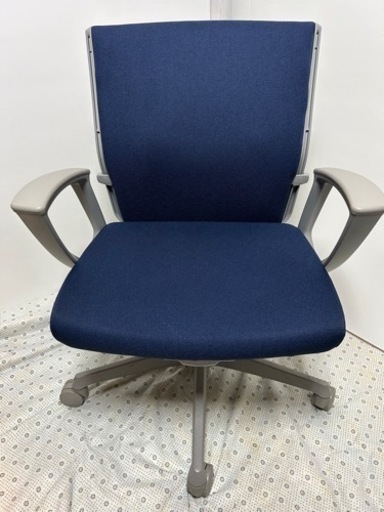 オカムラ　エスクード