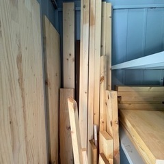 木材　端材　2×4 集成材　いろいろの画像