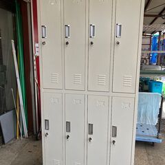 中古　美品　8人ロッカー　8人　ロッカー　8人用ロッカー　鍵付　...