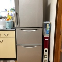 4/16まで出品 冷蔵庫無料で差し上げます