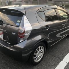 トヨタ アクア の画像