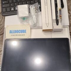 タブレット 10.5インチ 高性能 美品 オマケ付きの画像