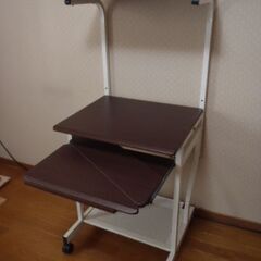 パソコンラック