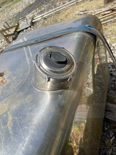 トラック用 燃料タンク ステンレス 300L
