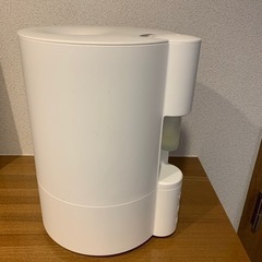 【美品です】加湿器 卓上 アロマ おしゃれ 超音波式加湿器 アロマディフューザー付加湿器の画像