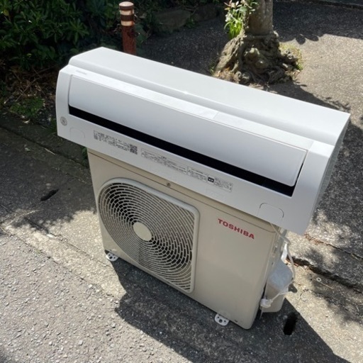 お買い得‼️東芝 RAS-H221PT 2021年製　ルームエアコン