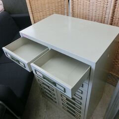 書類ケース 10段×2 書類棚 オフィス central Business アレンジャー レターケース 書類保管庫 札幌 西野店の画像