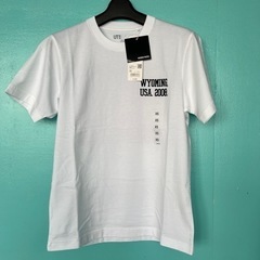 【値下げ！未使用タグ付】ユニクロ✖️写真家　アレック　ソス　コラボ白Ｔシャツの画像