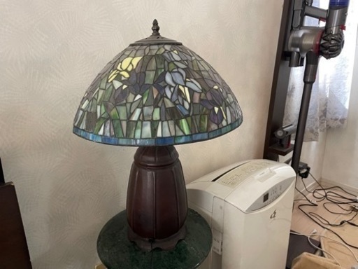 【価格交渉可】ステンドグラスランプ（花）