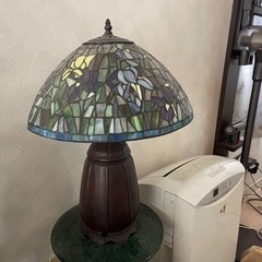 【価格交渉可】ステンドグラスランプ（花）