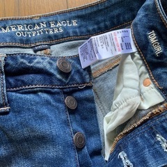 アメリカンイーグル★ダメージジーンズ デニム ストレッチ TOMGIRLの画像