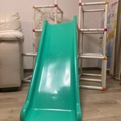ジャンク品●ピープル室内用ジャングルジム滑り台付きの画像