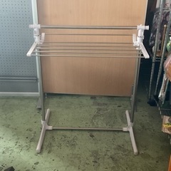 物干しスタンド タオル干しスタンド 折りたたみ 伸縮可能 中古品