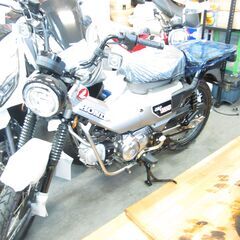 本日入荷！入手困難？１台限り！最新型２０２３モデル貴重なハンターカブCT125 ！!マットアーマードシルバー！ の画像