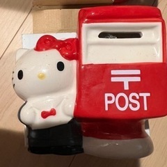 ✨最終値下げ✨新品✨キティちゃん貯金箱　2✨