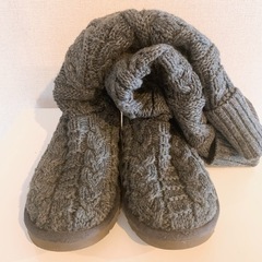 希少！UGG ニットロングブーツ
