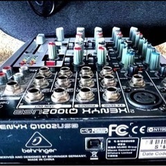 BEHRINGER  XENYX Q1002USB ミキサー！の画像