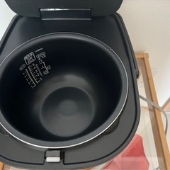 アイリスオーヤマ　炊飯機　美品　取引済の画像