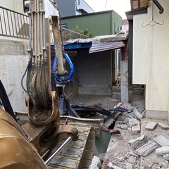ゴミ屋敷，火事現場，事故現場撤去解体 - 地元のお店