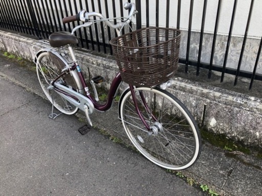 ＜特選車・整備済み＞◉ブリヂストン・24インチ自転車・内装3段変速・LEDオートライト・鍵は1発2錠　ピカピカですぐ乗れます！