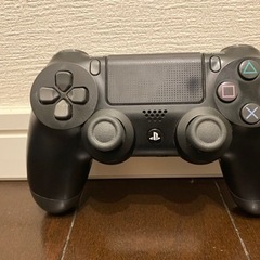 ps4 pro本体美品　ソフト　ワイヤレスヘッドホンの画像